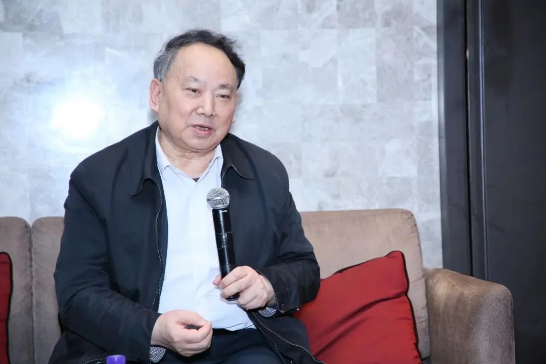 1690785198549879.jpg 640.jpg